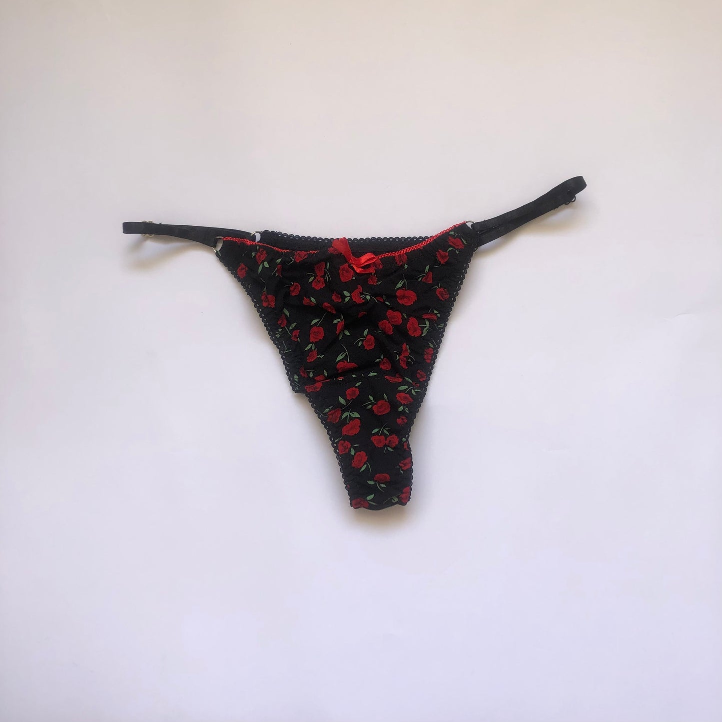 adjustable red floral thong